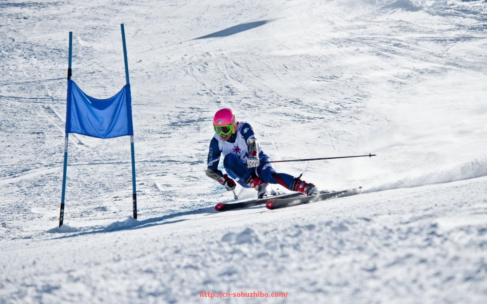 搜狐体育直播-世俱杯球鞋动态扭转测试反馈及其对设计改良的启示