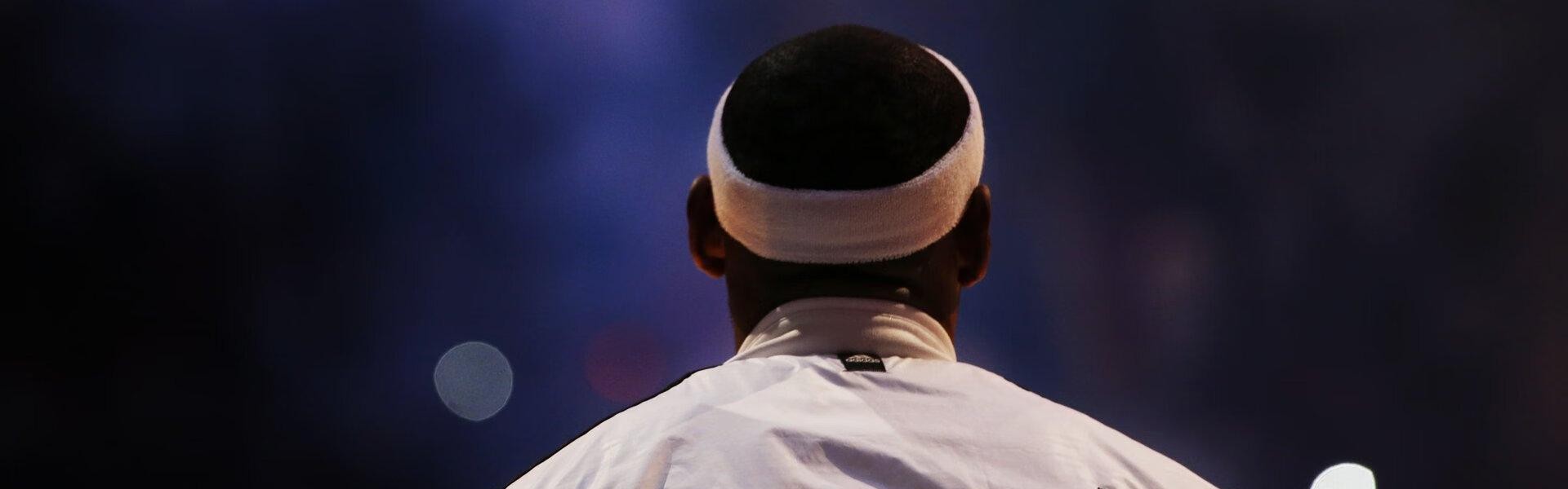 搜狐体育直播-技术评分大比拼：世俱杯球员谁的数据最亮眼？