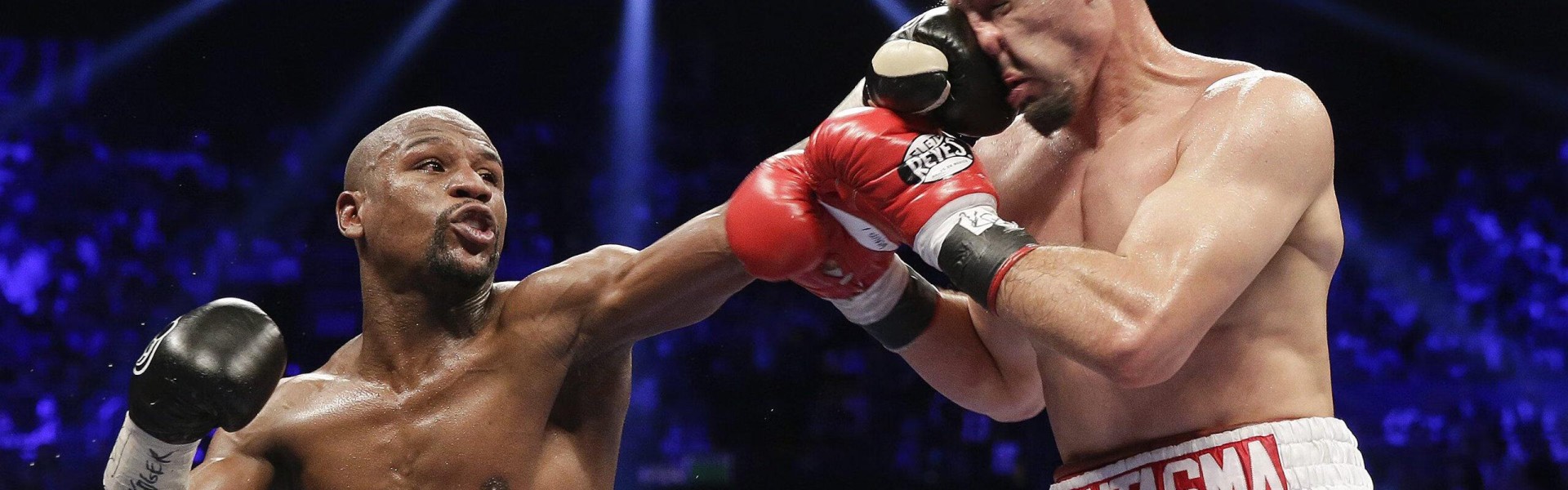 搜狐体育直播-勇士队2021年赛季战术重塑的核心理念和实际效果